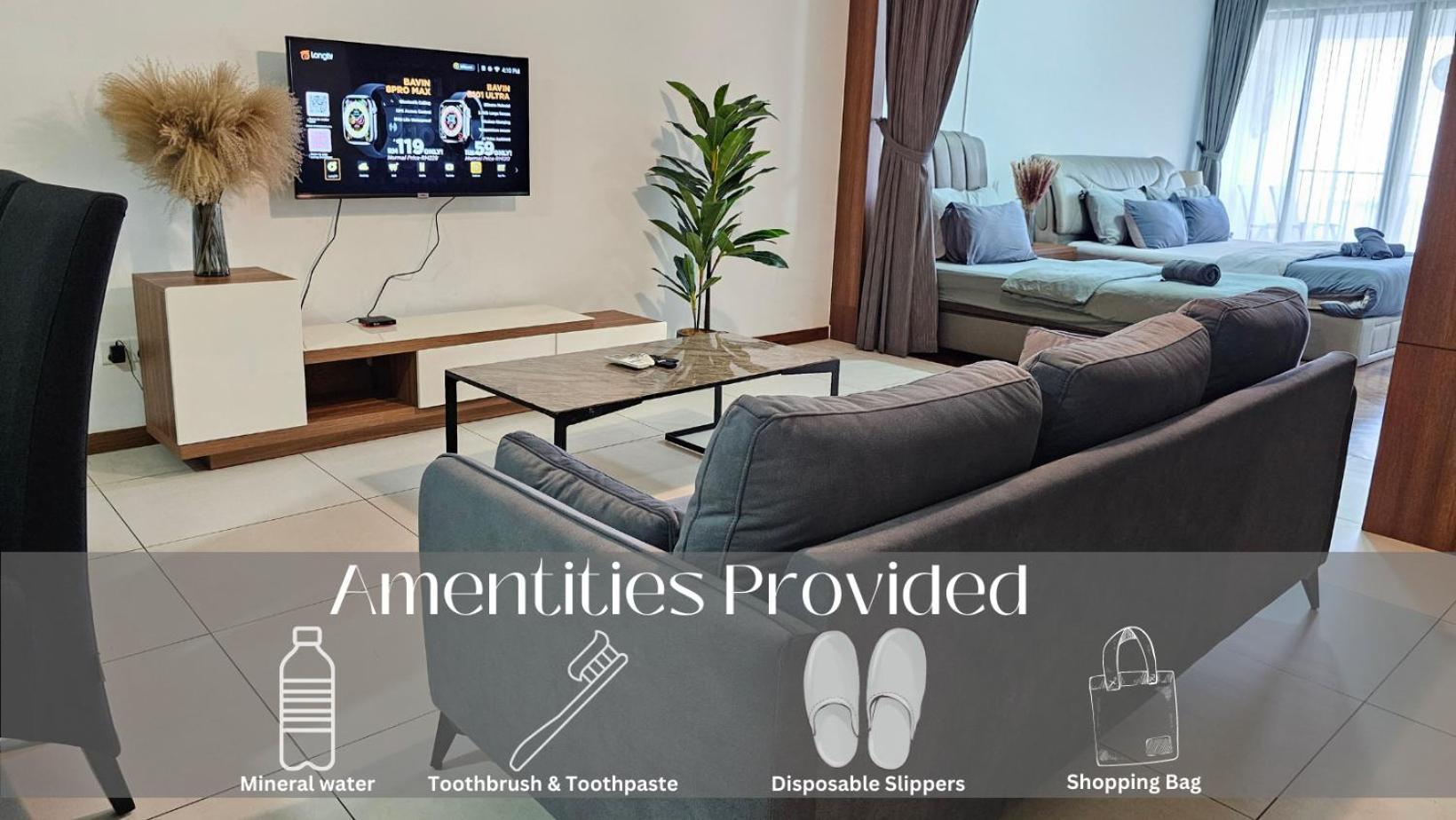 Deluxe Seaview Suite Twin Bed By The Only Bnb Tanjung Tokong Exterior photo